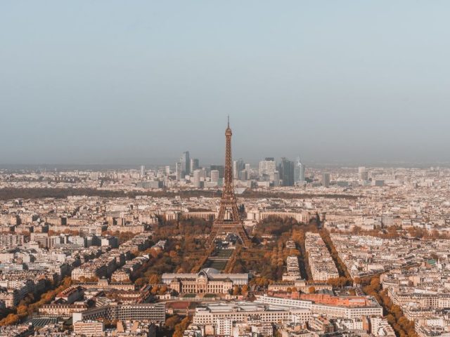 Hostel Booking Paris: Avoid the Cheap-Room Trap