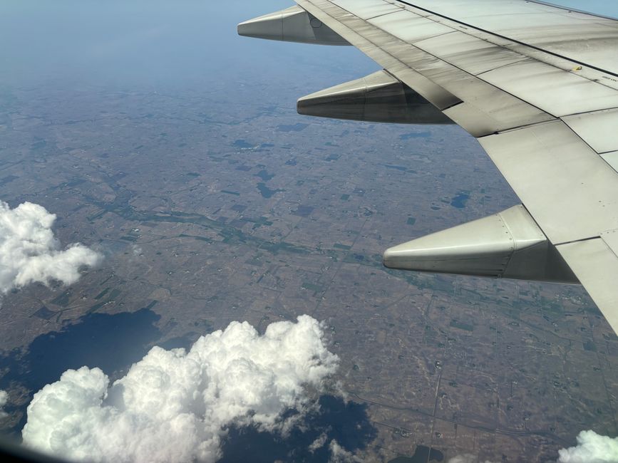 How to Survive a Long-Haul Flight with Toddlers: Activities & Strategies