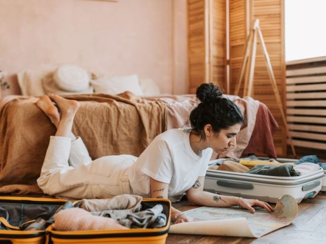 Moving Abroad Packing List: What to Take and Skip